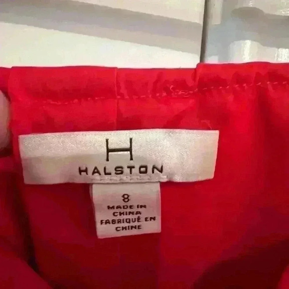 Halston Red Off the Shoulder Mini Dress- Size 8- NWOT- Excellent Condition - Picture 2 of 4